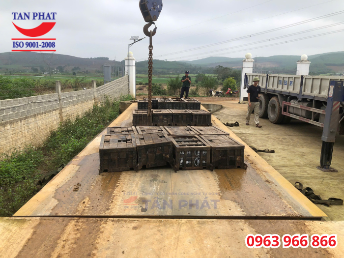 Tân Phát sử dụng 10 tấn chuẩn để hiệu chuẩn và kiểm định cân