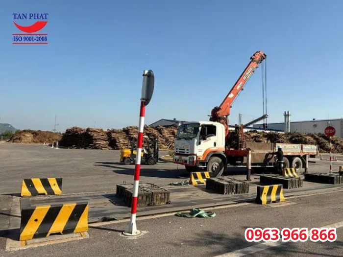 Sau khi hiệu chuẩn chính xác, cân sẽ được dán nhãn kiểm định