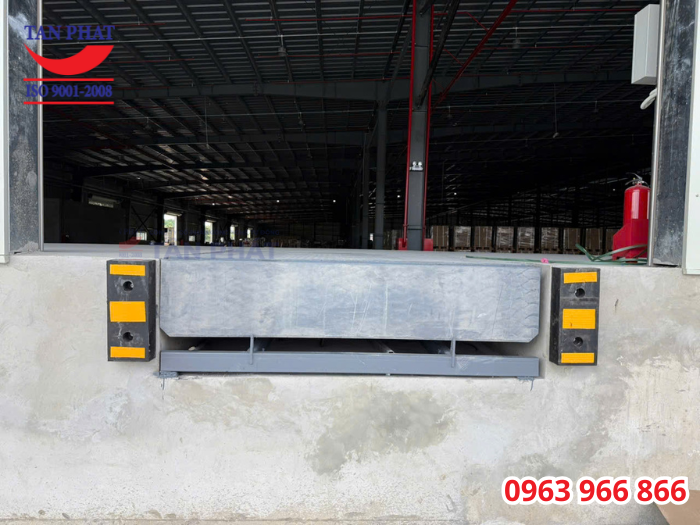 Sàn nâng thủy lực 6 tấn hoàn thiện lắp đtặ tại Ninh Bình