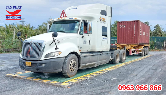 Việc lắp đặt trạm cân ô tô giúp đo lường trọng tải xe một cách chính xác