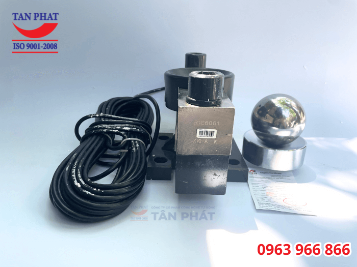 Dây tín hiệu dài, 5 lõi, cho phép người dùng dễ dàng kết nối với hệ thống cân