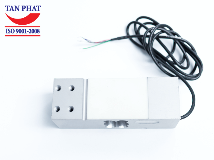 Chất liệu từ nhôm, dây tín hiệu dài 2.5m giúp lắp đặt dễ dàng