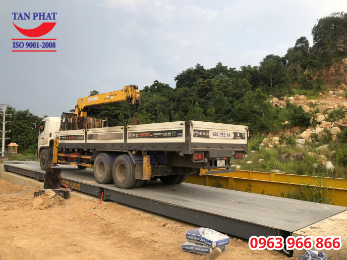 Quá trình thử tải trước khi đưa cân vào vận hành thực tế