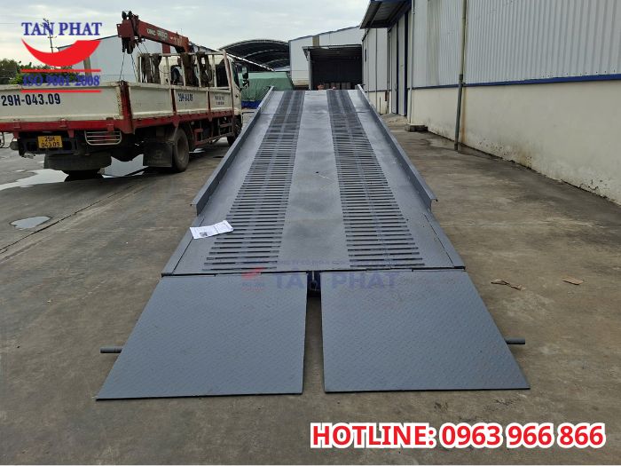 Cấu tạo của cầu dẫn xe nâng 14m