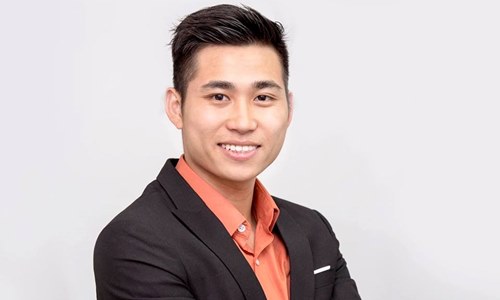 Thầy Lê Viết Hùng - người tập trung phát triển kỹ năng con người