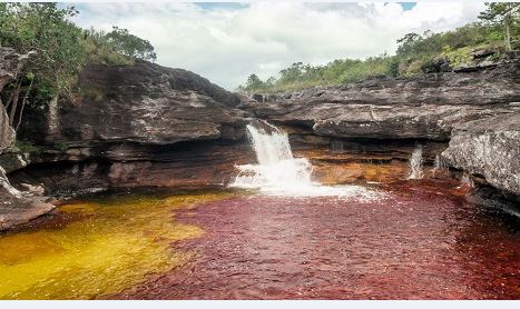 Chiêm ngưỡng dòng sông cầu vồng tại Columbia