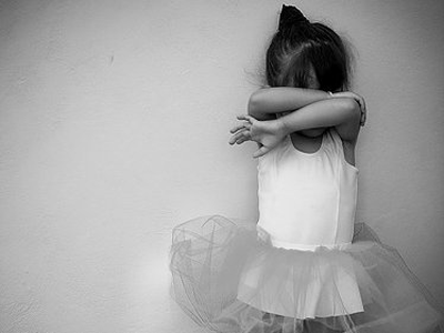 Mẹo chụp ảnh trẻ em nhút nhát
