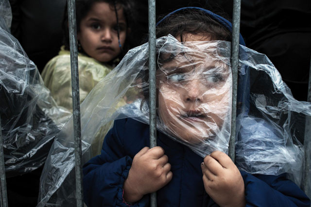 Những bức hình đáng suy ngẫm tại cuộc thi World Press Photo 2015