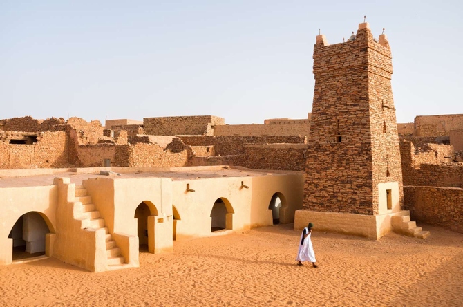 Khám phá vùng đất Sahara cùng chiếc Leica X-U