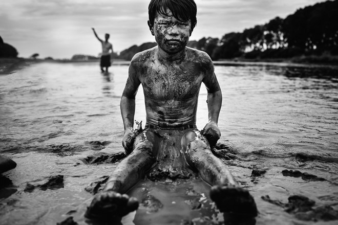 Bộ ảnh tuổi thơ khi không có công nghệ hiện đại