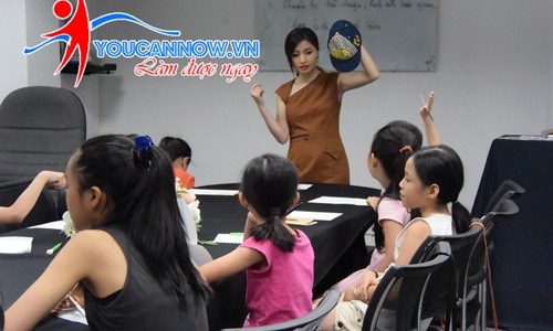 Khóa học MC nhí - buổi học 