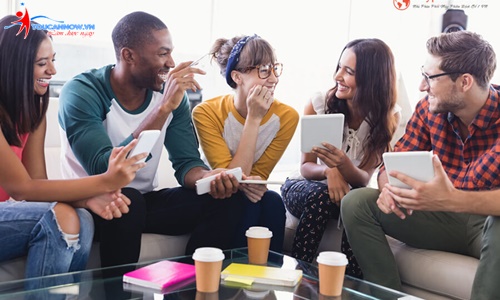 Bí quyết nói chuyện với khách hàng sao cho khéo léo, tự nhiên