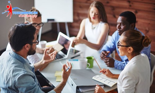 Khóa học giao tiếp tại Hà Nội: Tại sao bạn nên đăng ký ngay hôm nay ?