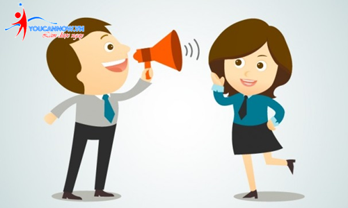 Cách giao tiếp tự tin với người lạ: Bí quyết tạo ấn tượng đầu tiên