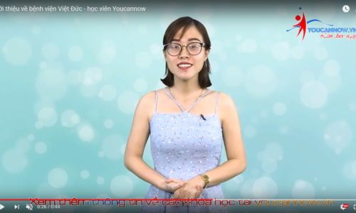 Học viên Huyền Nga - lớp MC giới thiệu về bệnh viện Việt Đức