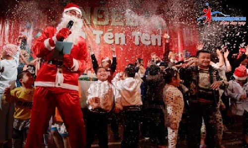 Cấu trúc lời dẫn chào mừng đầu tiên của MC trong chương trình Noel