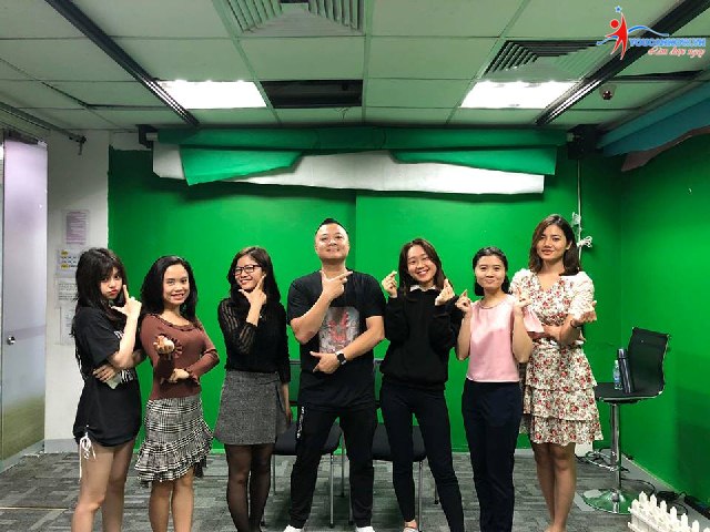 Khóa học MC K25: Tạm biệt những cô gái trẻ đầy nhiệt huyết
