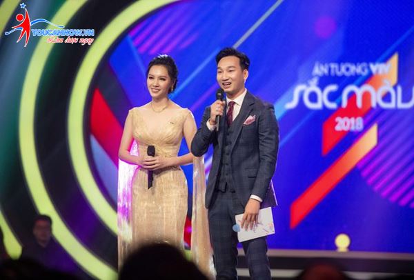 Lời dẫn chương trình giao lưu văn nghệ tất niên công ty