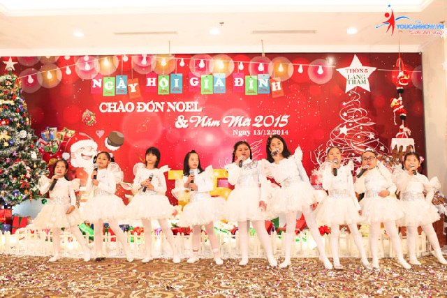 Cấu trúc lời dẫn chào mừng đầu tiên của MC trong chương trình Noel