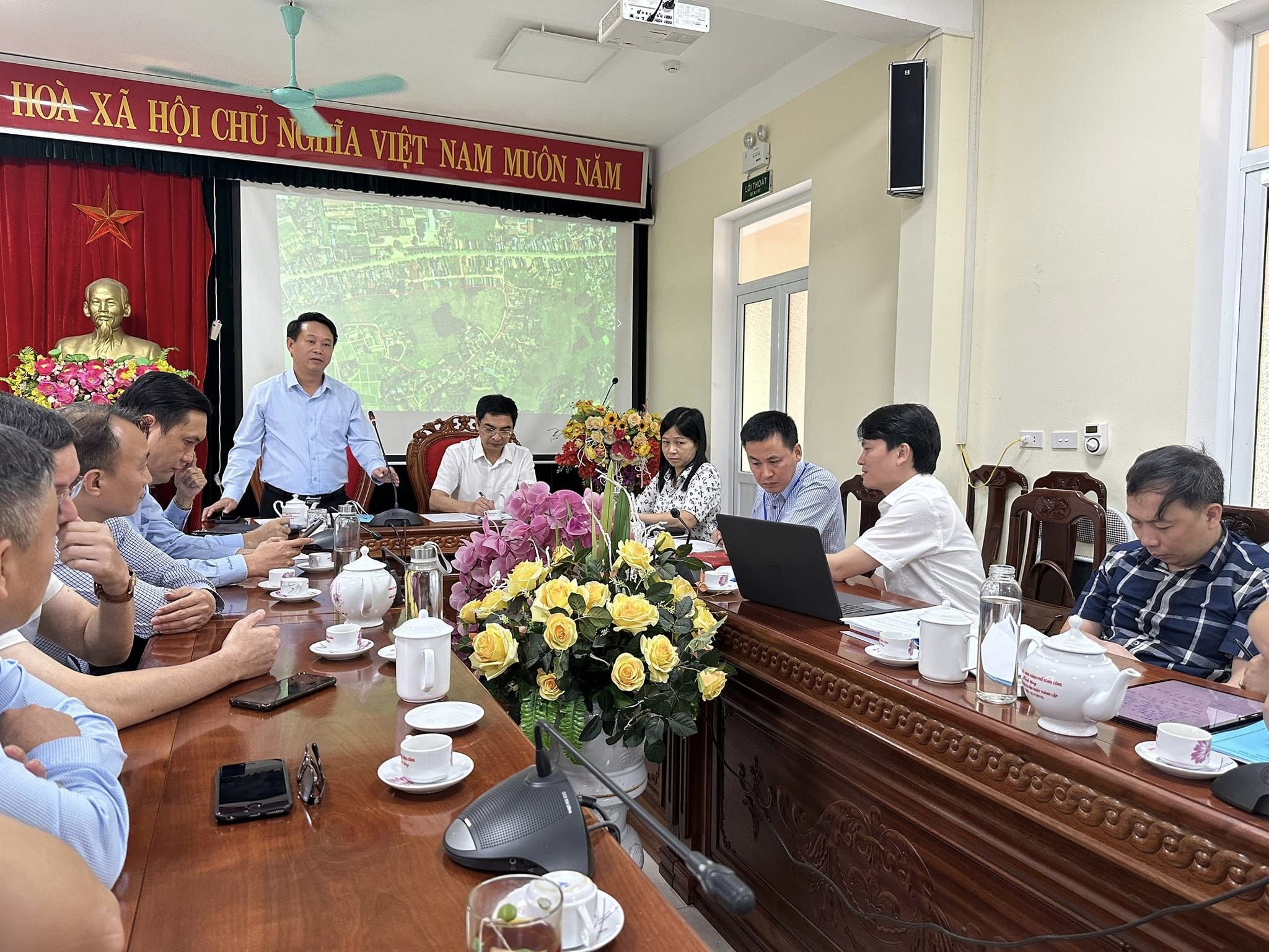 Hội nghị tổ chức lễ công bố trao quyết định của UBND tỉnh Thái Nguyên về việc chấp thuận nhà đầu tư dự án: KĐT Thống Nhất, phường Phố Cò, TP Sông Công