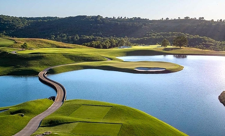 LỘ DIỆN SÂN GOLF DO TIGER WOODS THIẾT KẾ LỘ DIỆN SÂN GOLF DO TIGER WOODS THIẾT KẾ