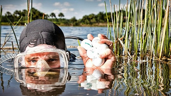 NGHỀ LẶN NHẶT BÓNG GOLF NGHỀ LẶN NHẶT BÓNG GOLF