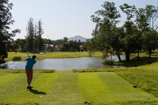 TARGET LINE - LINE OF SIGHT - TEE - TEE BOX