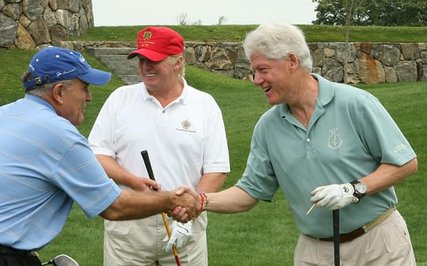 Donald Trump chơi golf với Bill Clinton