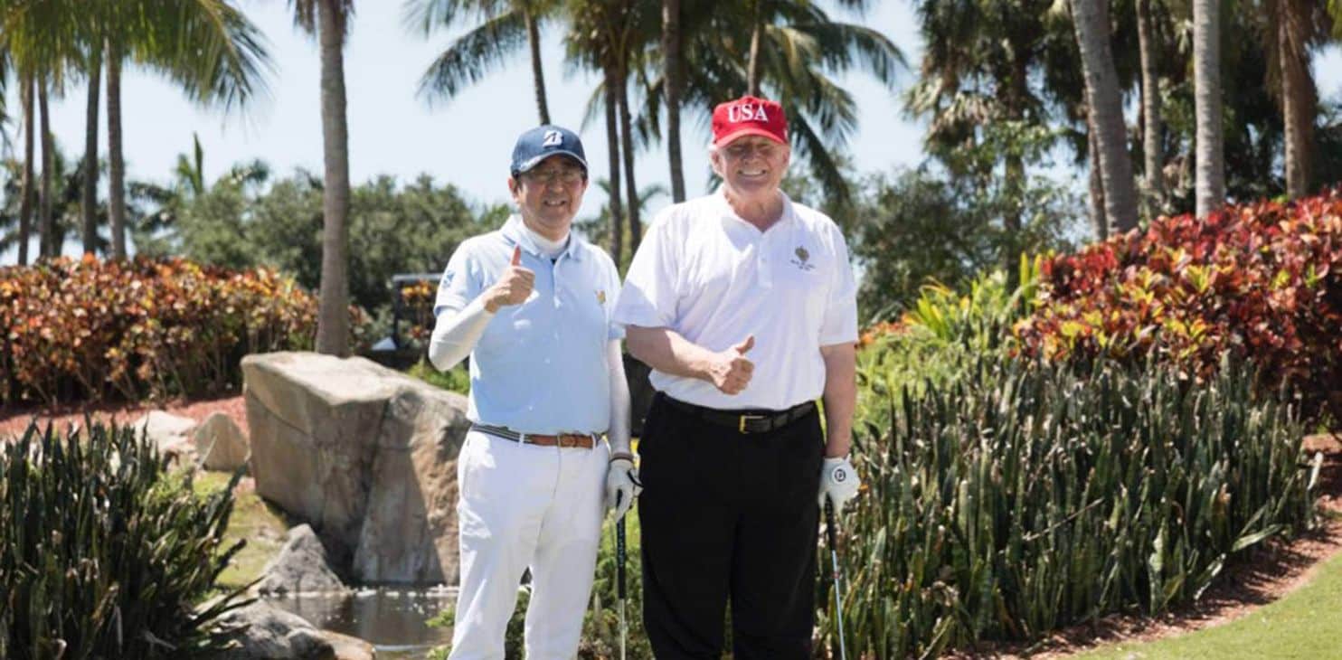 Tổng thống Trump và Thủ tướng Abe trên sân golf