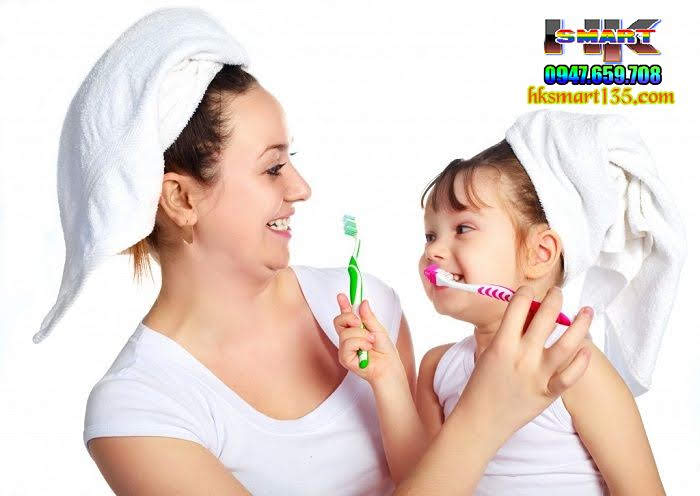 Bàn chải đánh răng cho bé