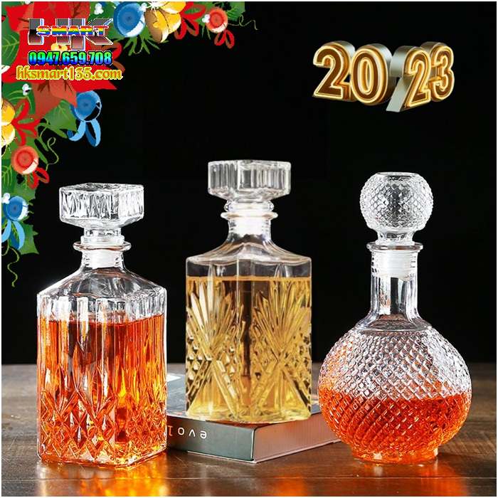 Bình thủy tinh đựng rượu