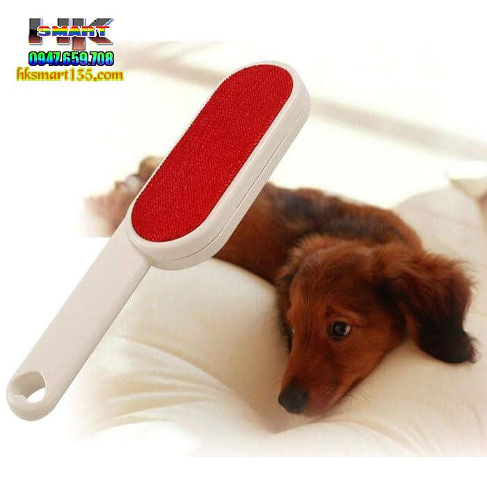 Cây phủi bụi tĩnh điện giúp làm sạch quần áo