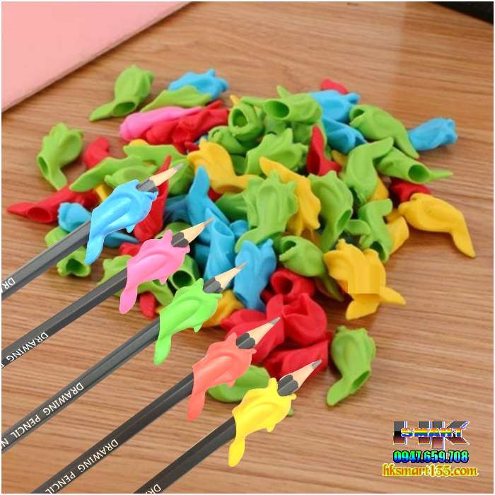 Dụng Cụ Hỗ Trợ Cầm Bút Hình Cá Heo