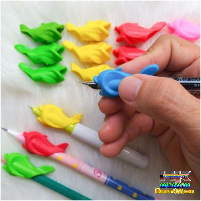 Dụng Cụ Hỗ Trợ Cầm Bút Hình Cá Heo