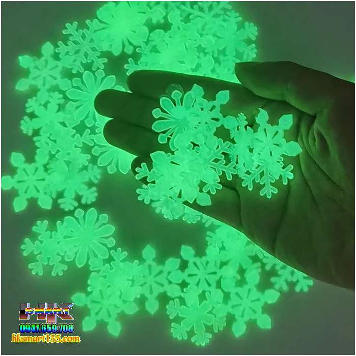 Gói 50 Bông tuyết dạ quang dán tường phát sáng