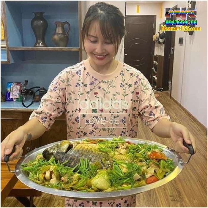 Khay lẩu cá chép om dưa inox tiện dụng