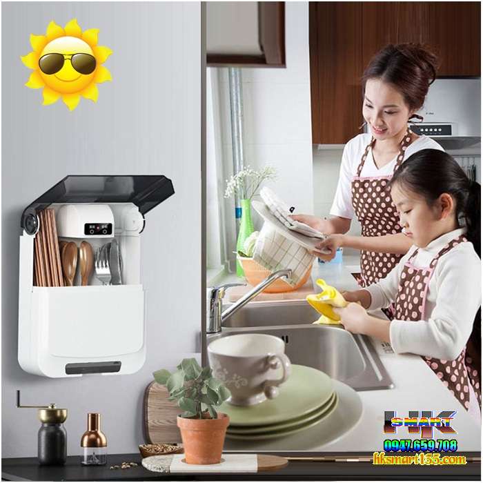 Máy sấy và khử khuẩn đũa thìa bằng tia UV