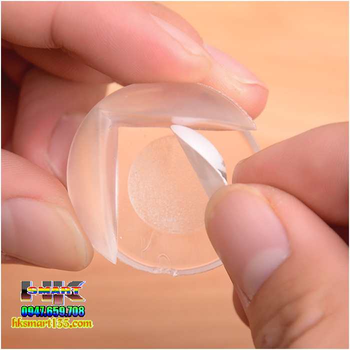 Miếng bịt góc bàn silicon
