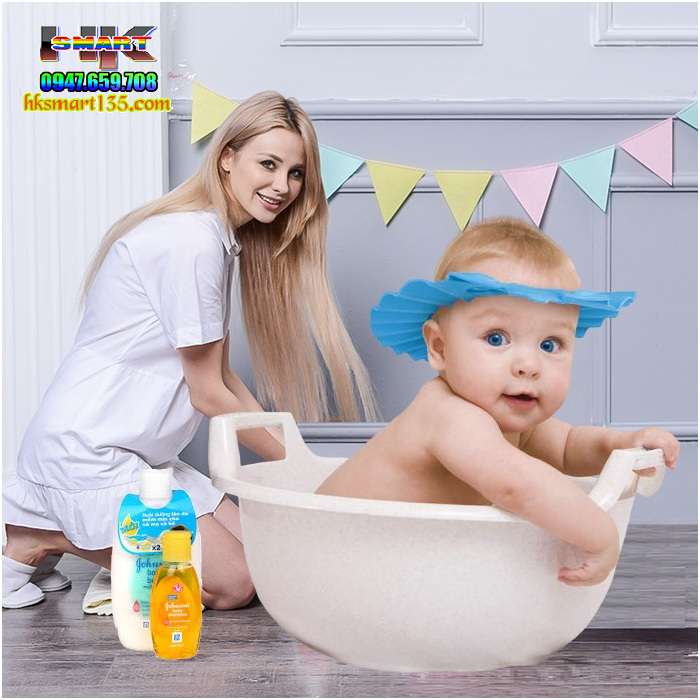 Mũ chắn nước gội đầu có vành che tai cho bé