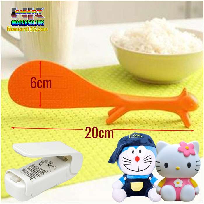 Muôi xới cơm hình chú Sóc