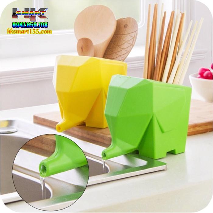 Ống đa năng cắm bút, bàn chải hình chú Voi