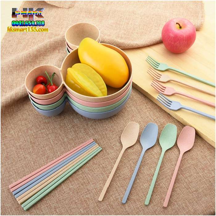 Set bát tập ăn dặm Micky chất liệu lúa mạch