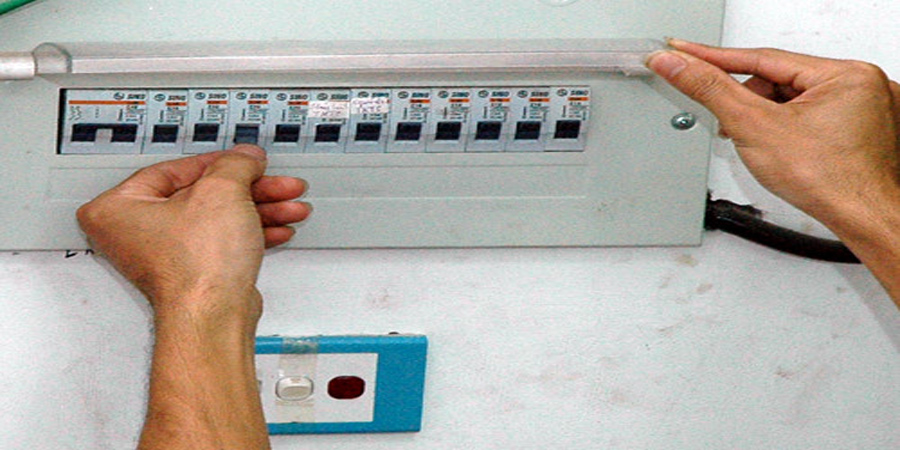 Cách lắp đặt Aptomat chống giật đơn giản, nhanh chóng 6 Cách lắp đặt Aptomat chống giật đơn giản, nhanh chóng