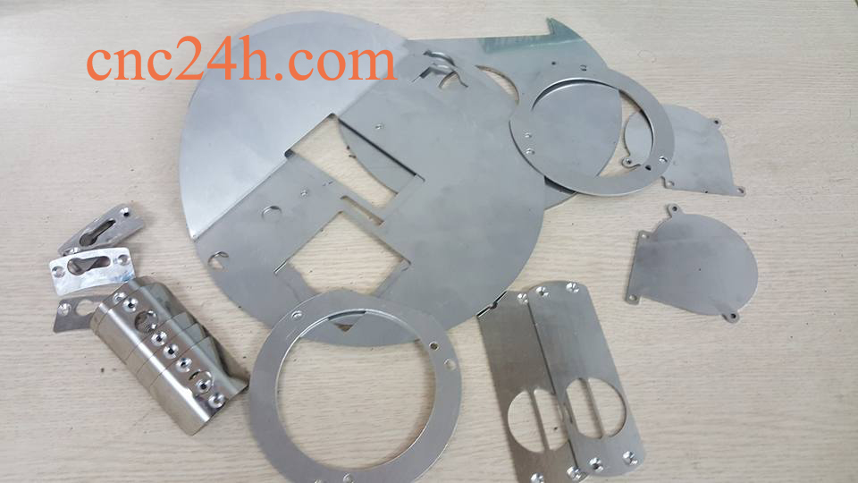 gia công kim loại bằng máy cắt laser fiber