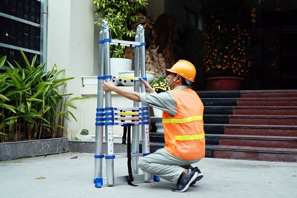 MUA THANG NHÔM THỢ ĐIỆN CẦN LƯU Ý GÌ? VinP