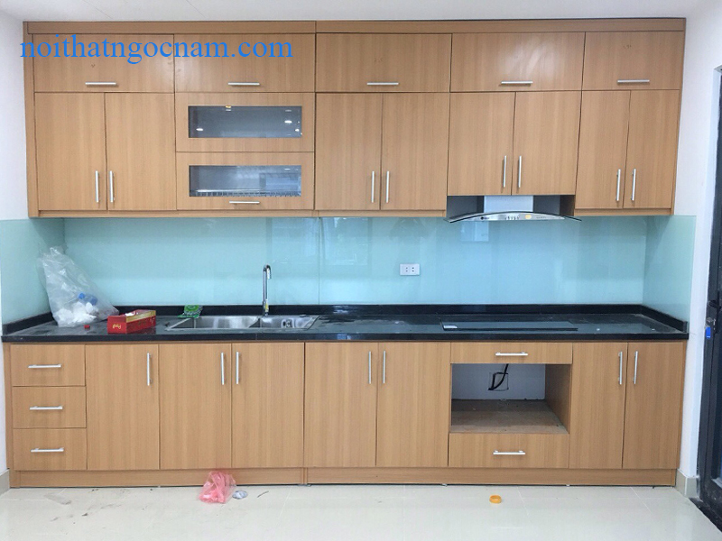 Tủ bếp gỗ Melamine giá tốt - Hà Nội Nội Thất
Bạn đang tìm kiếm tủ bếp gỗ Melamine giá tốt ở Hà Nội? Hãy đến với Hà Nội Nội Thất! Chúng tôi cung cấp những mẫu tủ bếp thời thượng với giá cả hợp lý nhất, đảm bảo chất lượng và tính thẩm mỹ cao. Với đội ngũ thiết kế chuyên nghiệp, chúng tôi tự hào mang đến cho khách hàng những sản phẩm tuyệt vời, tối ưu hóa không gian bếp của bạn.