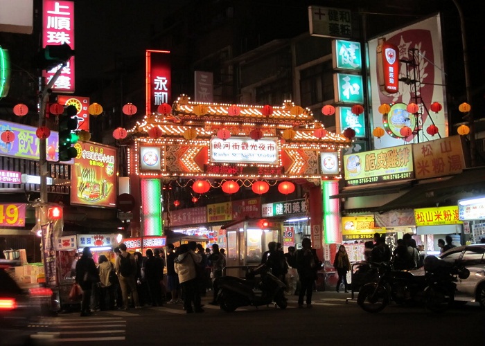 Chợ đêm Sỹ Lâm
