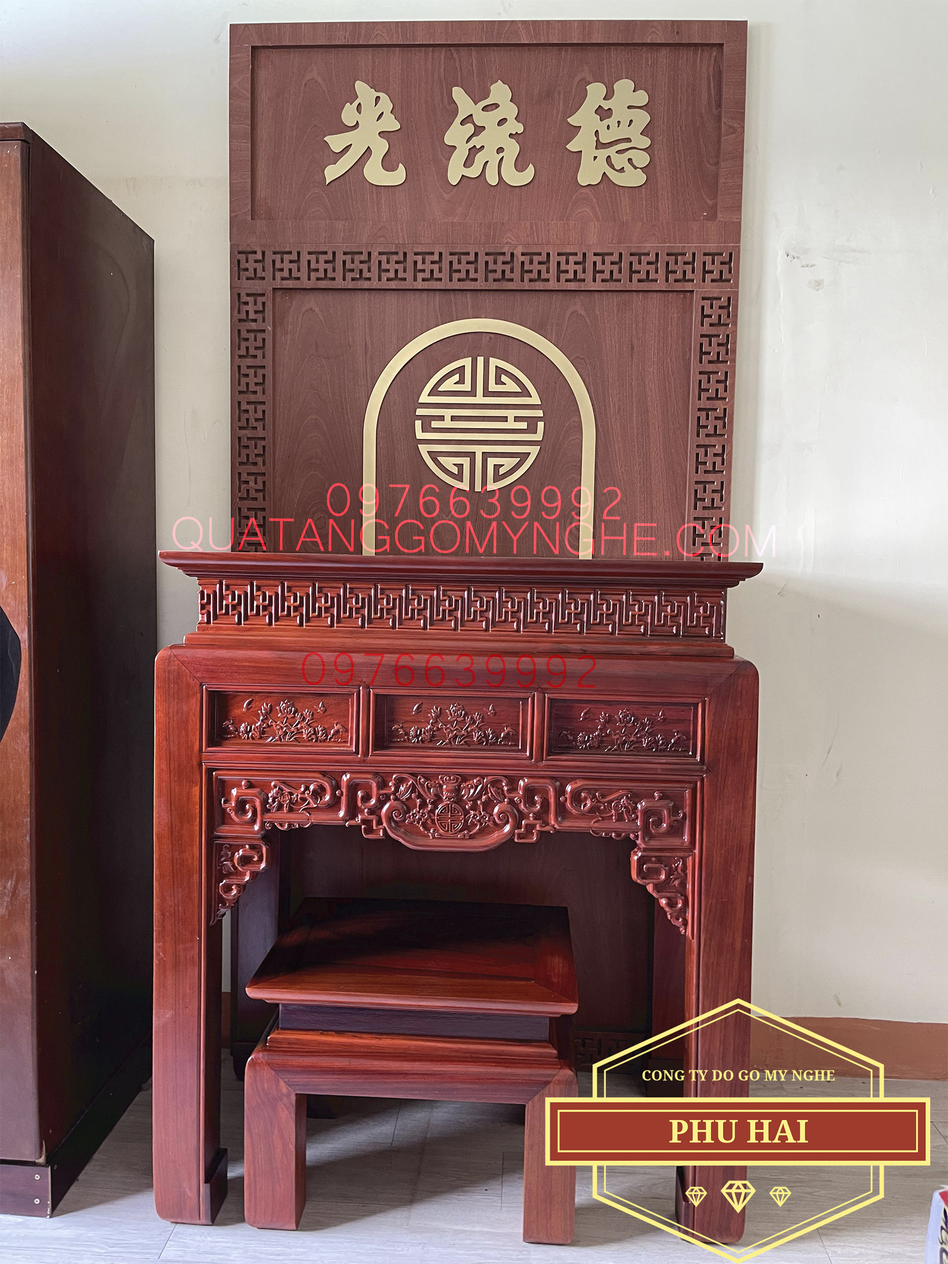 Bàn thờ chung cư gỗ