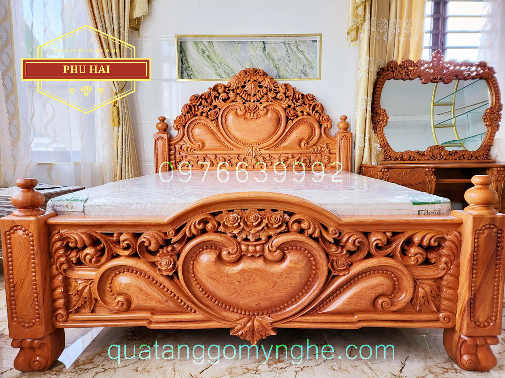 Giường Hoàng Gia Trái Tim Hoa hồng Đẹp