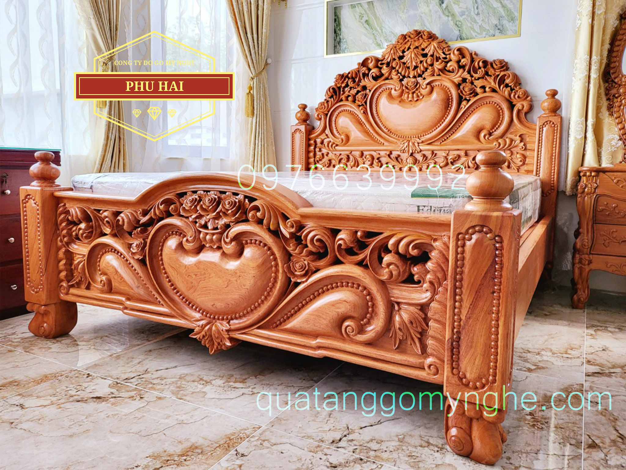Giường Hoàng Gia Trái Tim Hoa hồng Đẹp